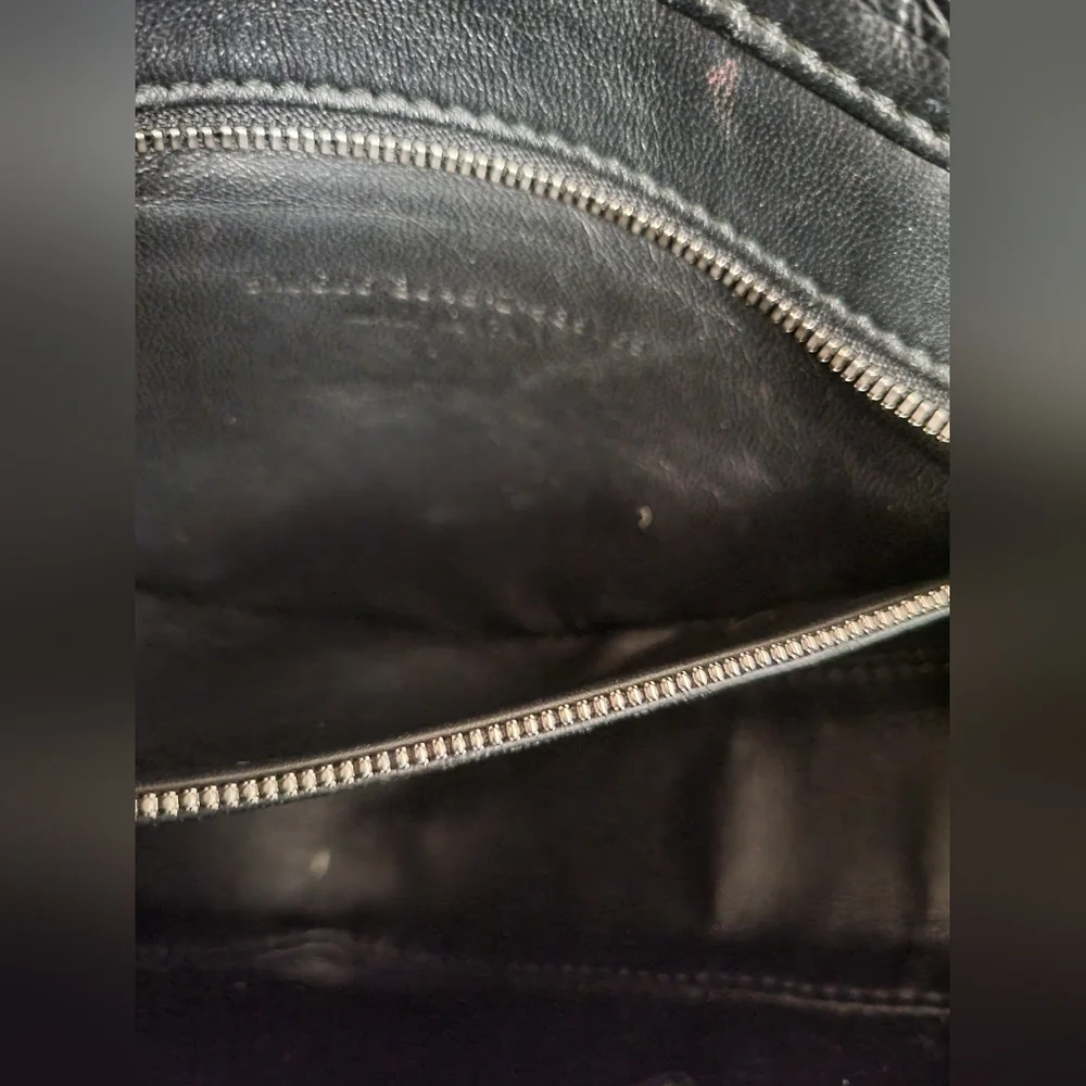 Balenciaga Triangle Leather bag - Picture 14 of 16